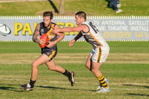 Tuggeranong Hawks and Queanbyan Tigers in action