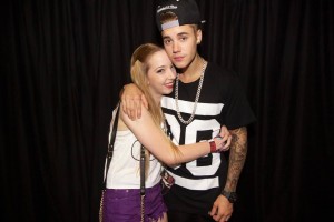 Alana with her idol at a Meet and Greet during the Australian Believe Tour in 2013.