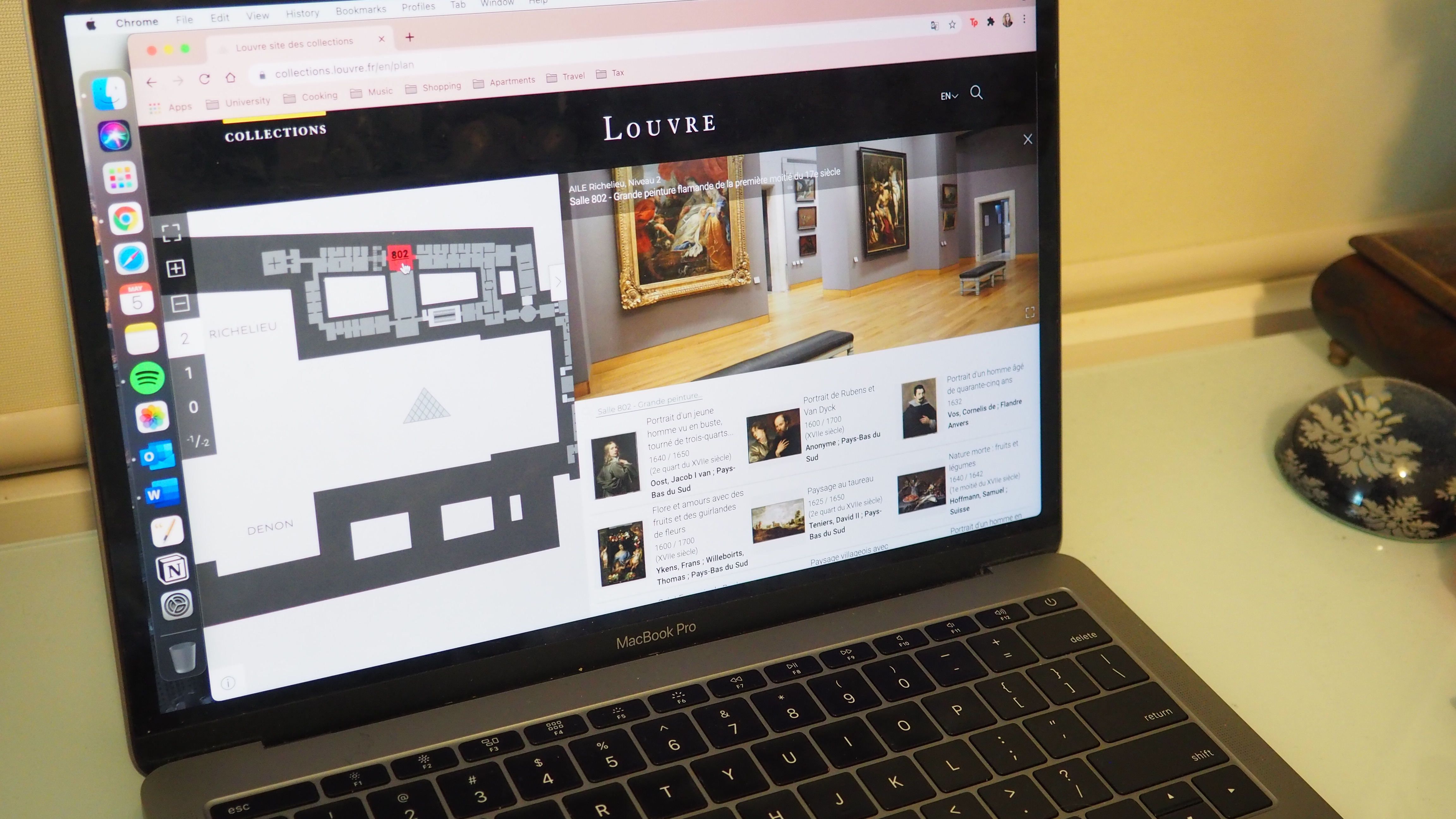 The interactive map which the Louvre's online collection can be explored